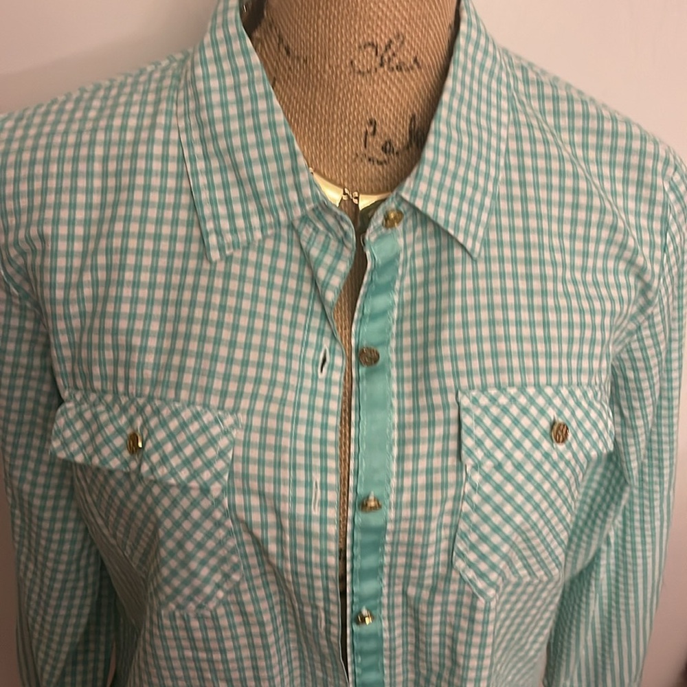 Top - Picture 2 of 8